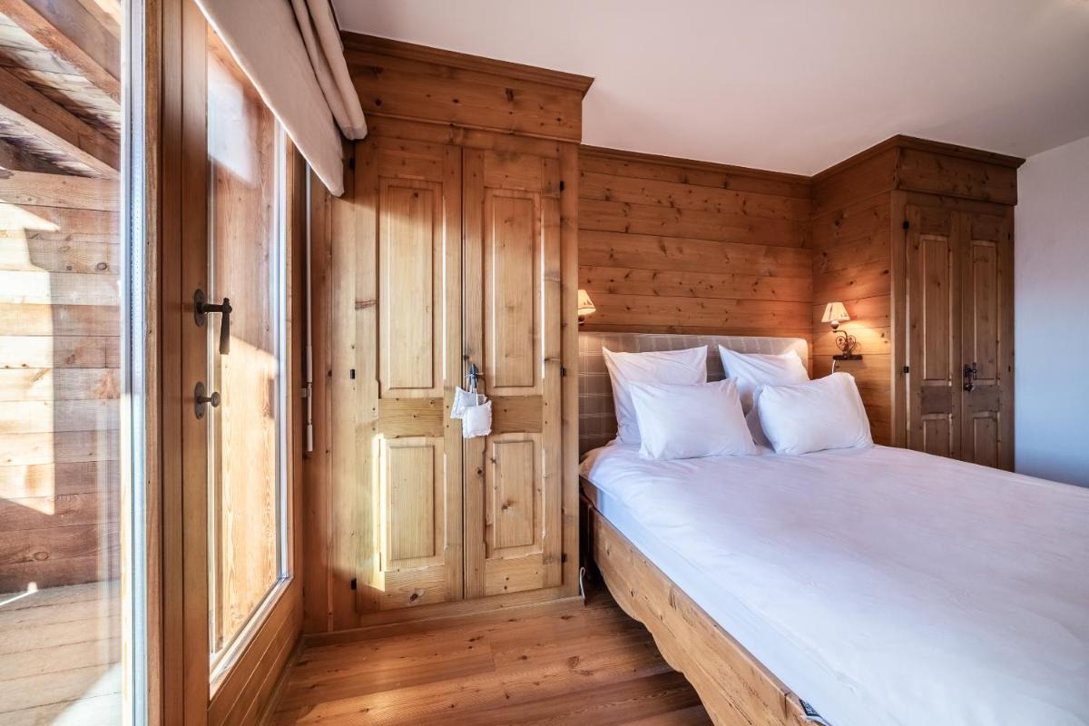 Ayous Verbier - BY EMERALD STAY