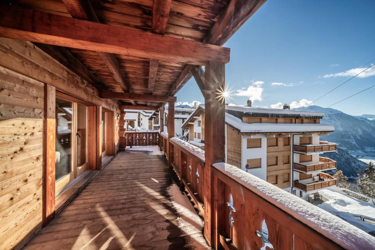 Ayous Verbier - BY EMERALD STAY