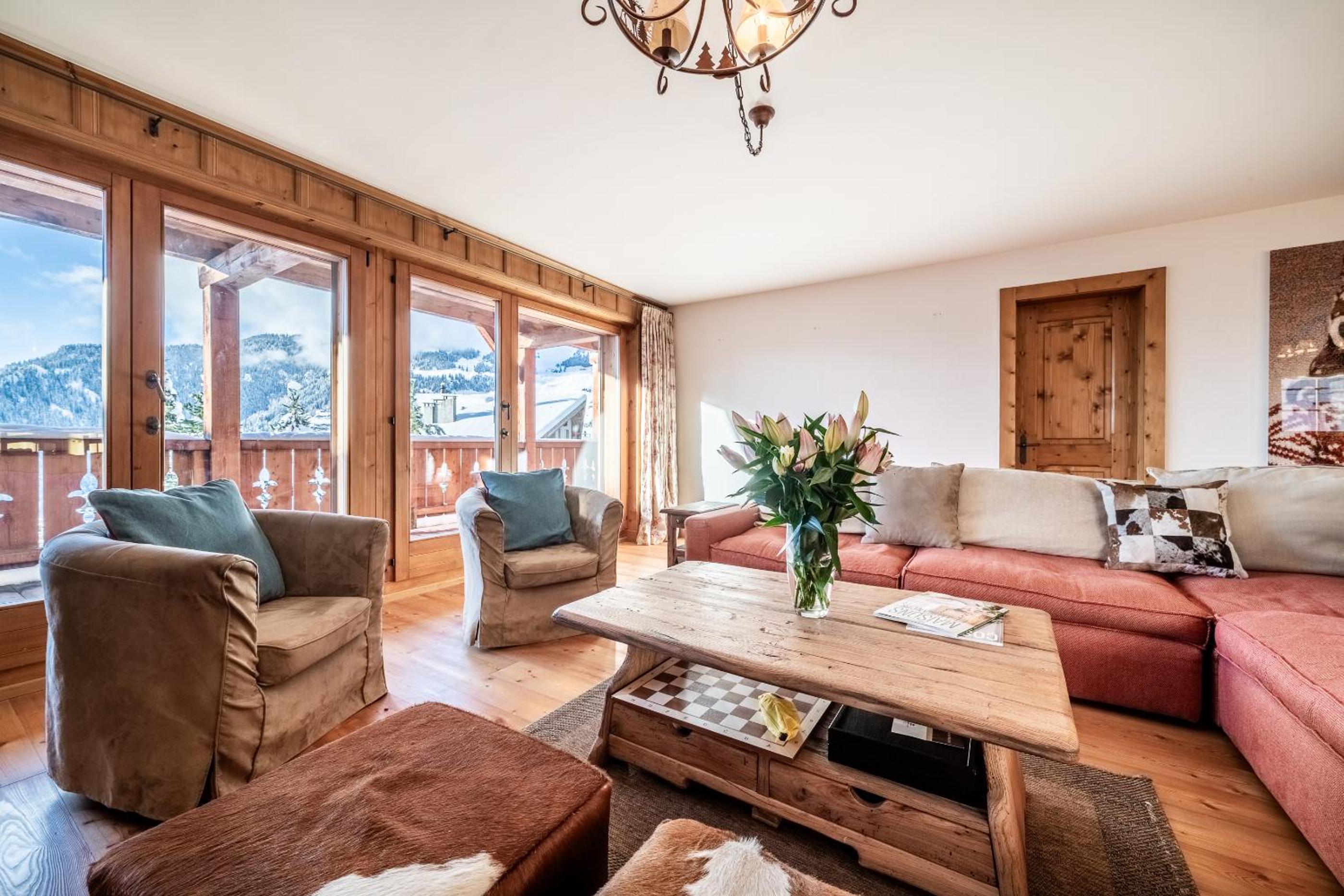 Ayous Verbier - BY EMERALD STAY