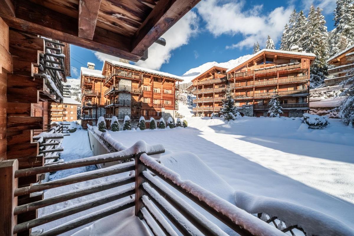 Ayous Verbier - BY EMERALD STAY