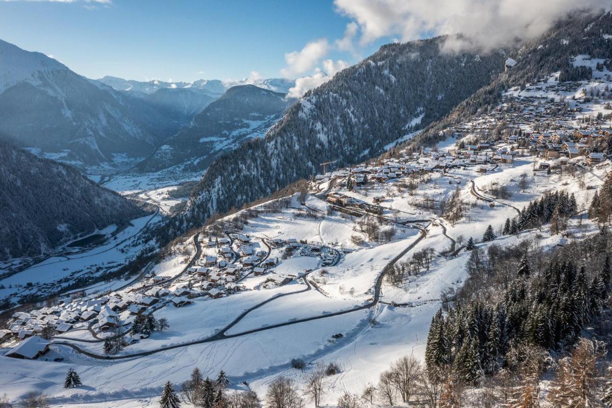 Ayous Verbier - BY EMERALD STAY