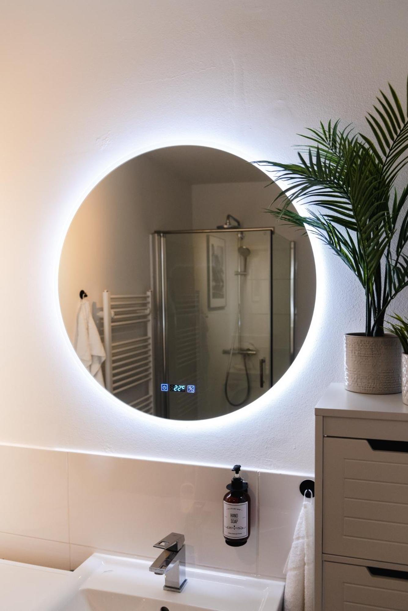 Hybrid Work-Play Retreat - 2BR, 1B central Kreuzberg