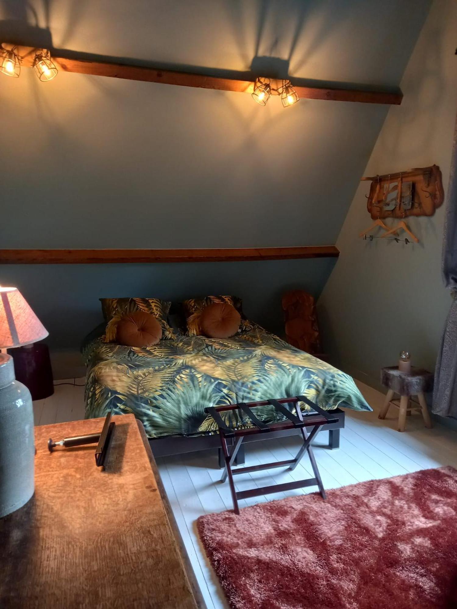 Photo 8