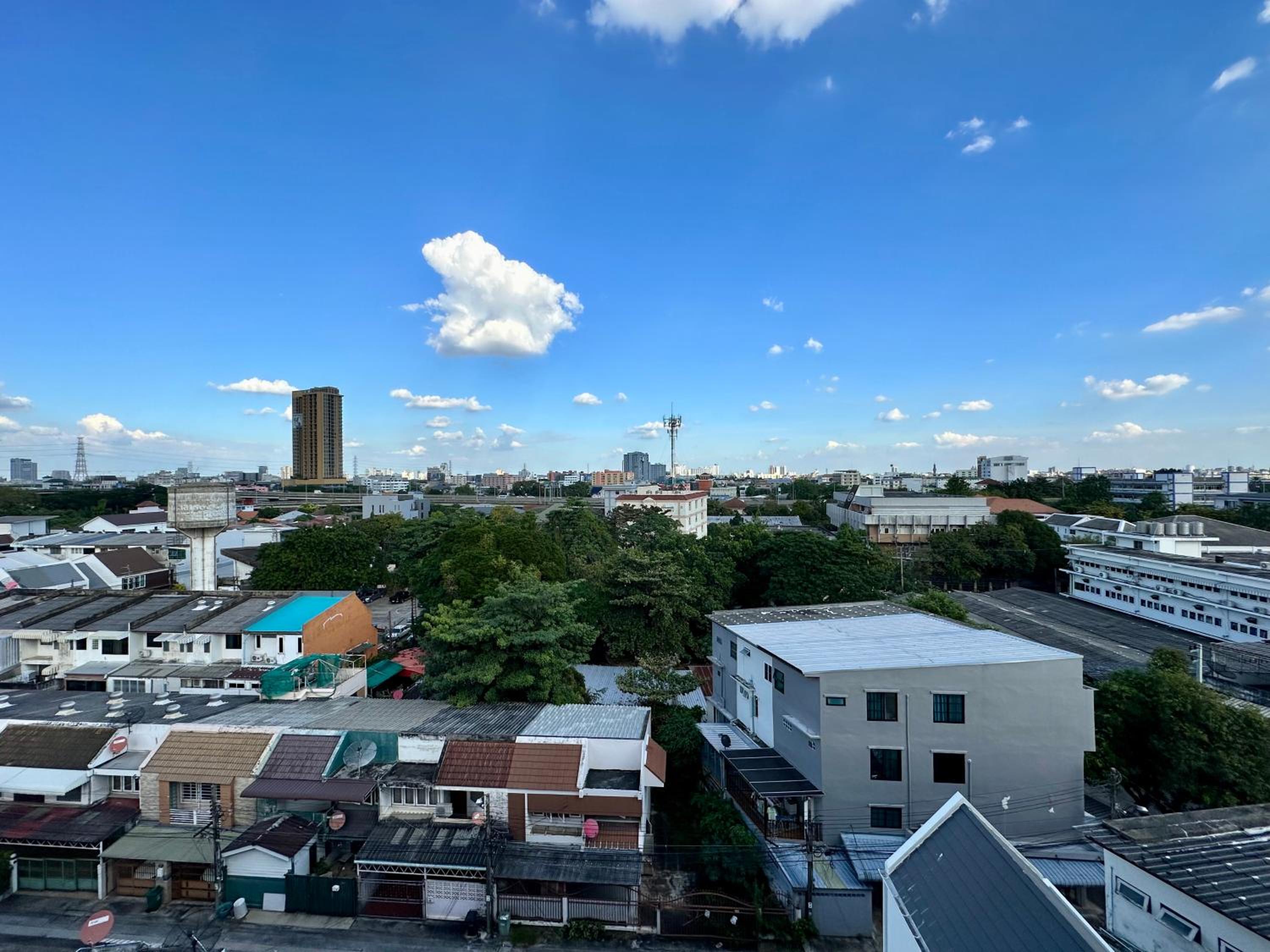 Town Sukhumvit 71