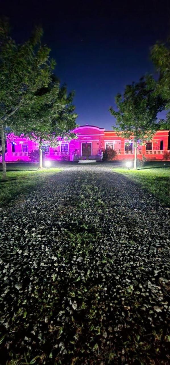 Estancia HOTEL LA ROSADITA