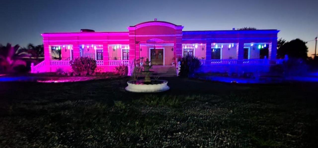 Estancia HOTEL LA ROSADITA