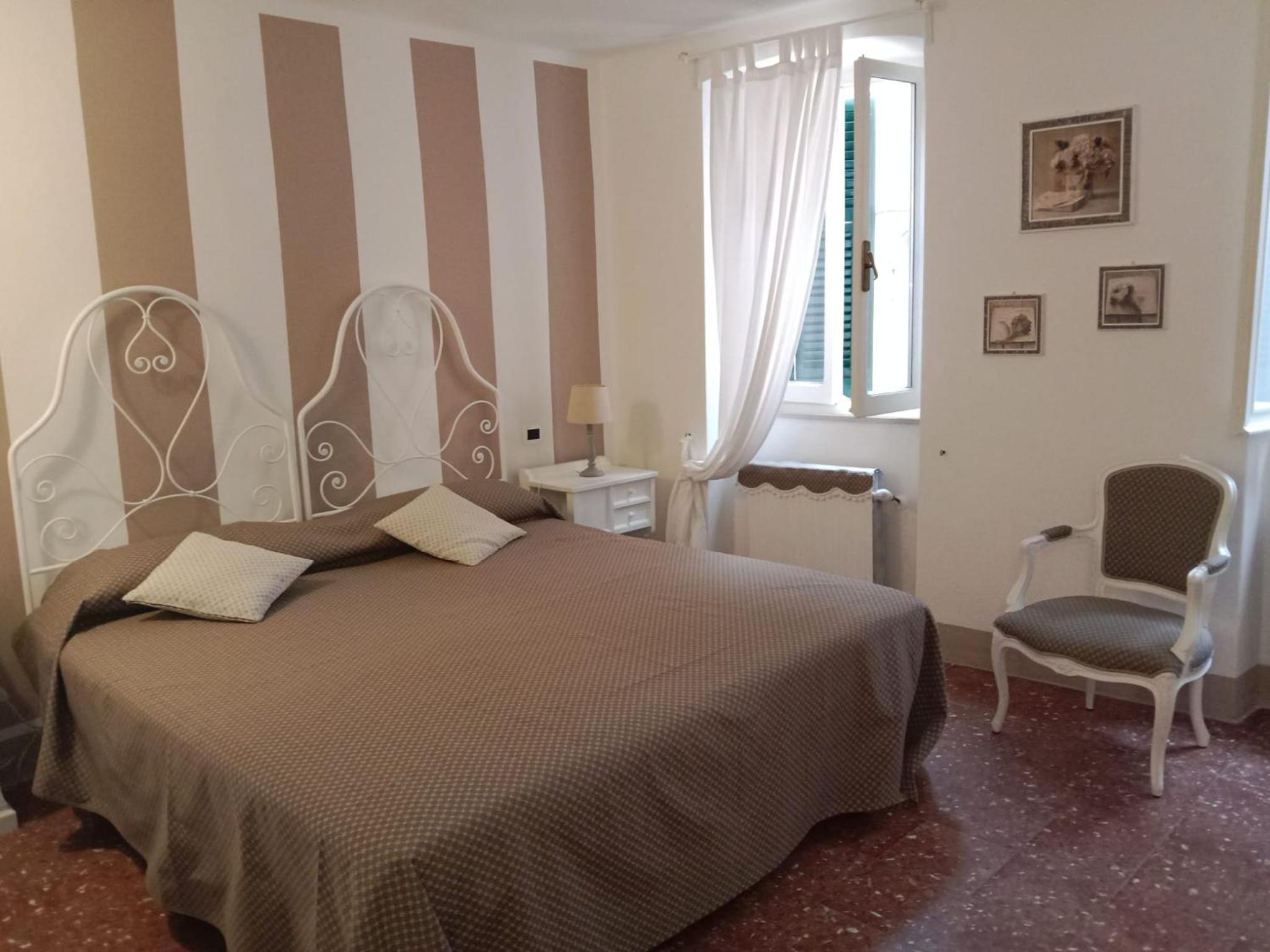 DEMIVIE GUESTHOUSE