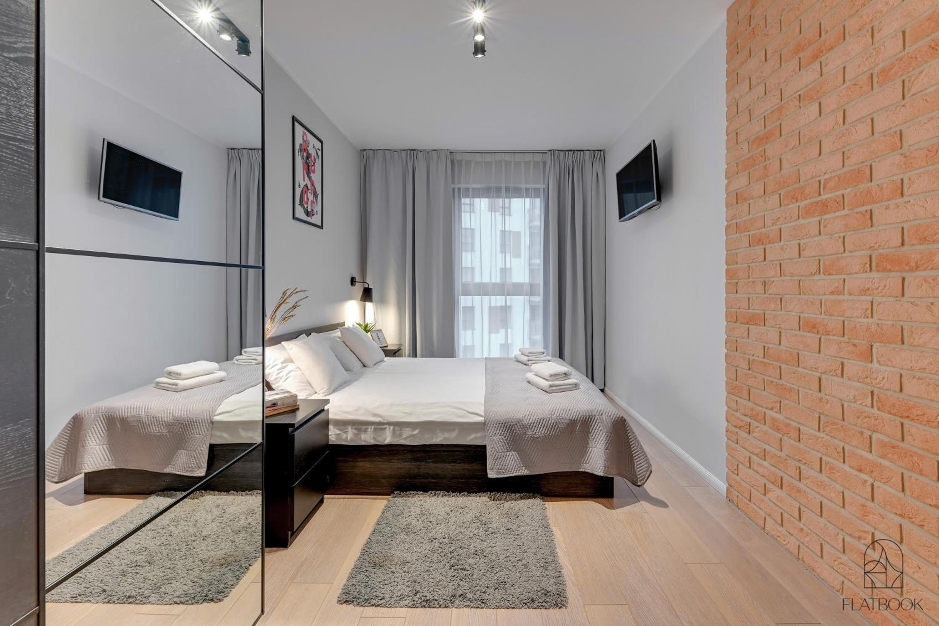 Flatbook - City Center SPA Apartments A,B,C