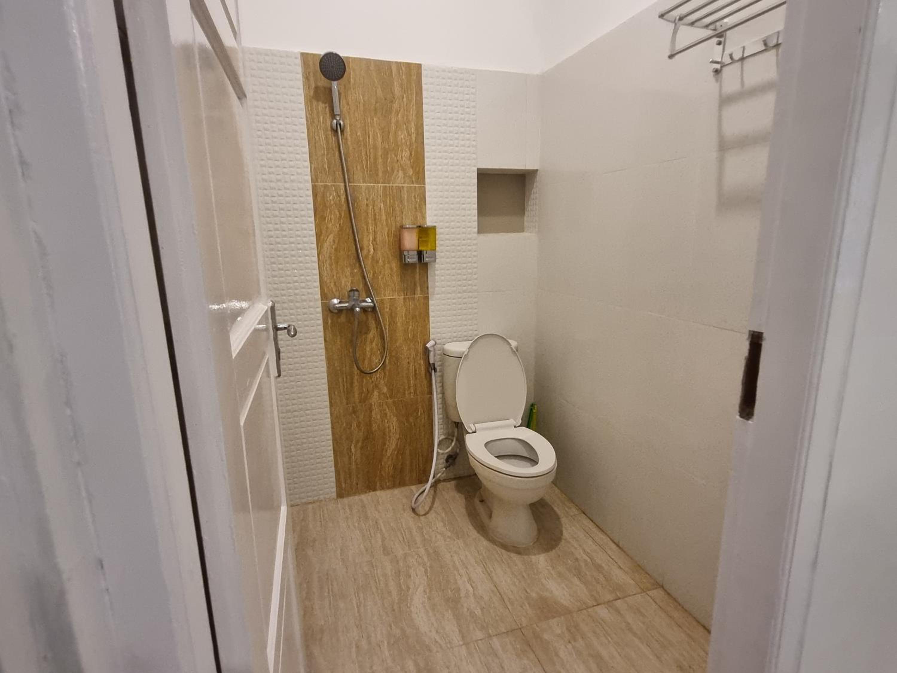 Photo 16