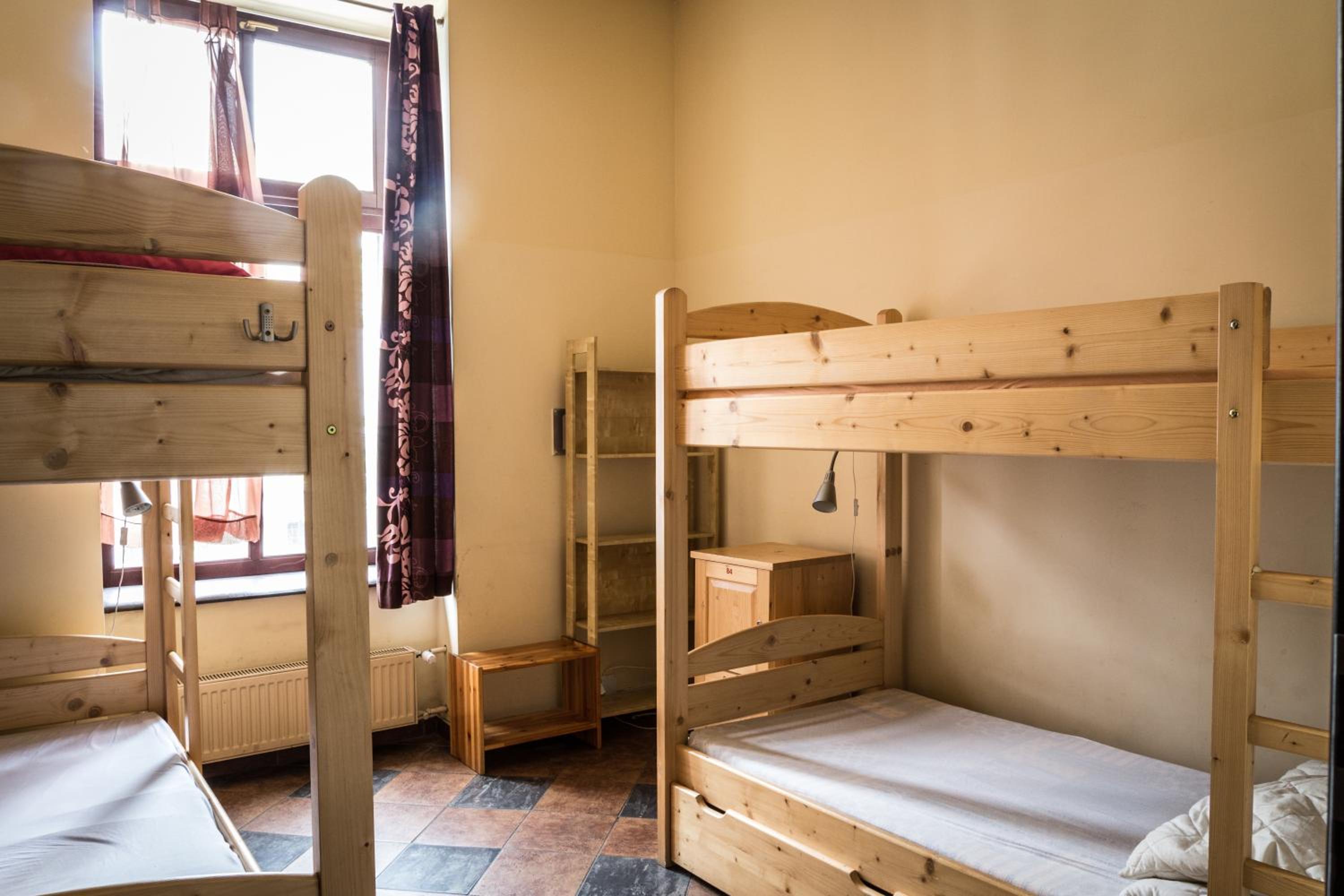 Room Hostel Piotrkowska