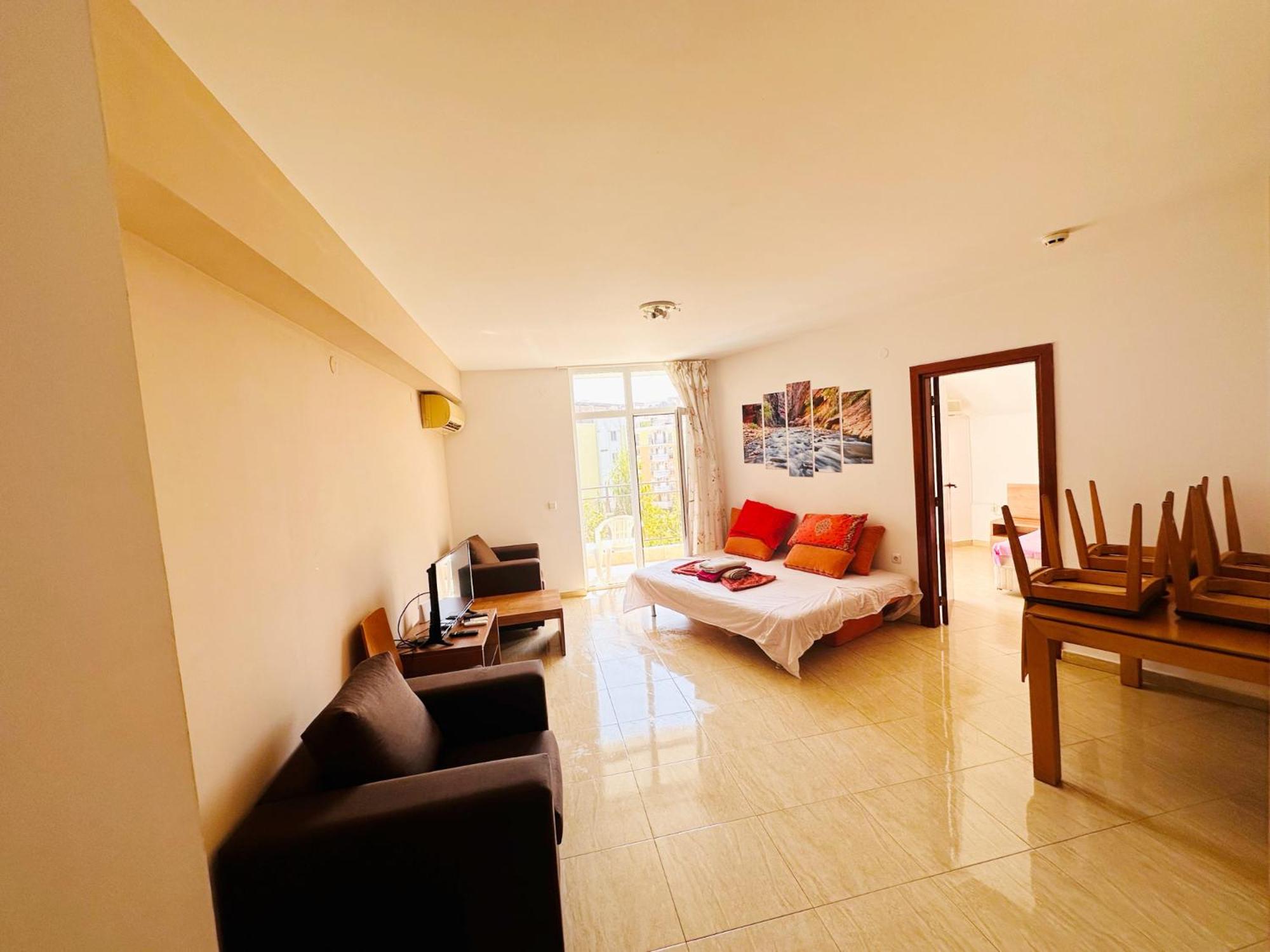 Two-bed flat in Sunny Beach with pool view