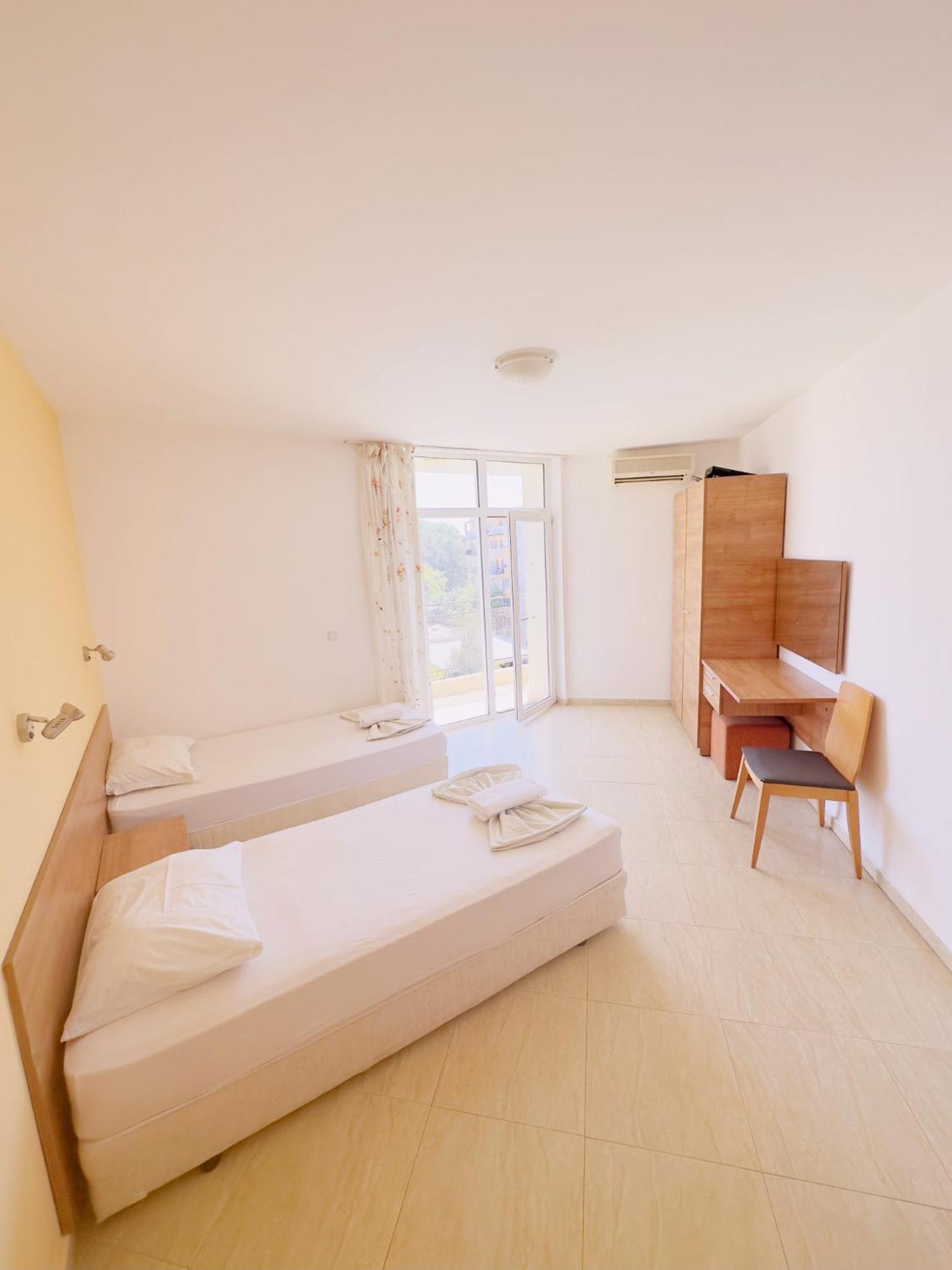 Two-bed flat in Sunny Beach with pool view