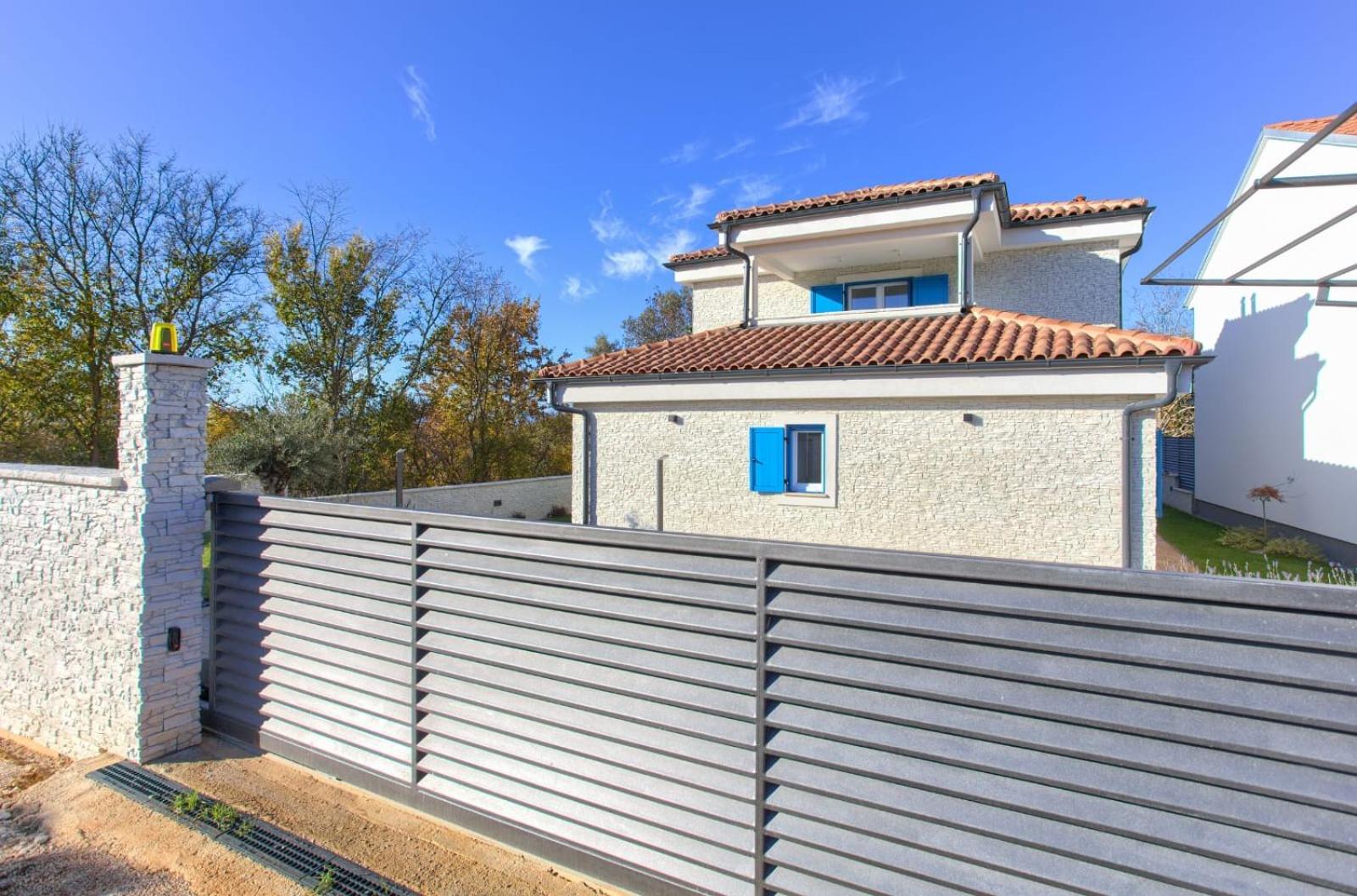 Villa Valle view 5