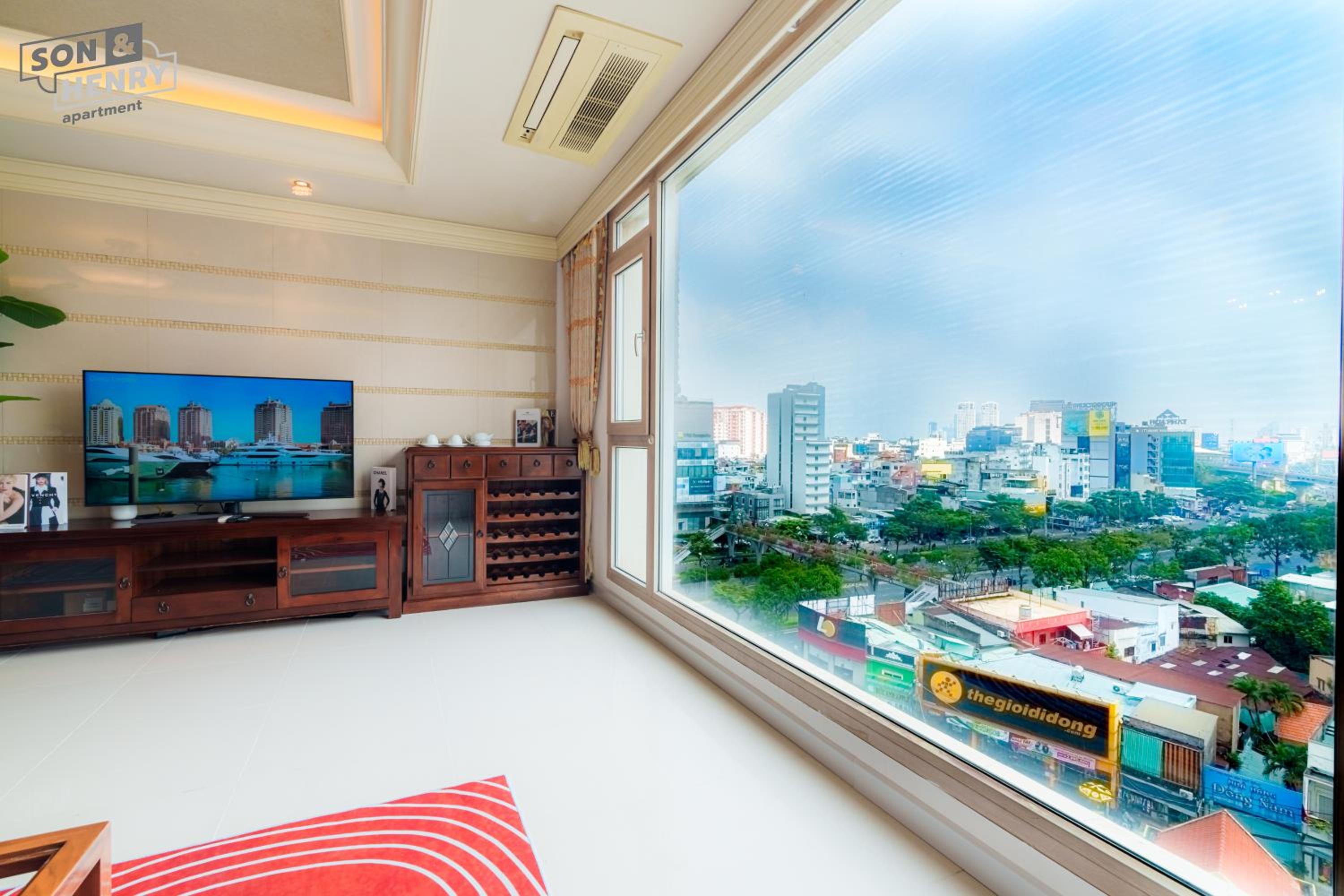 Son&Henry Cantavil Korean Apt