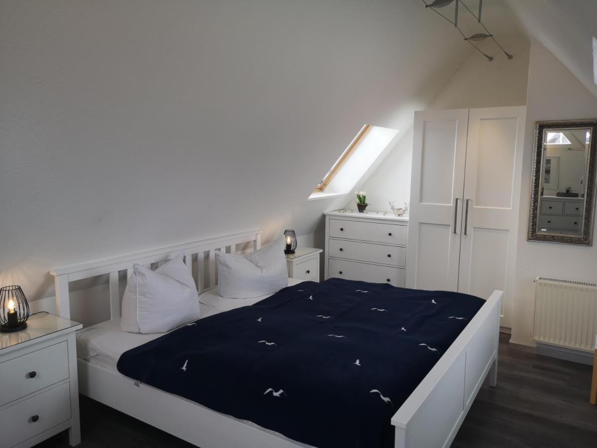 FeWo Namenlos gemuetliche FeWo fuer 3 Personen mit Balkon