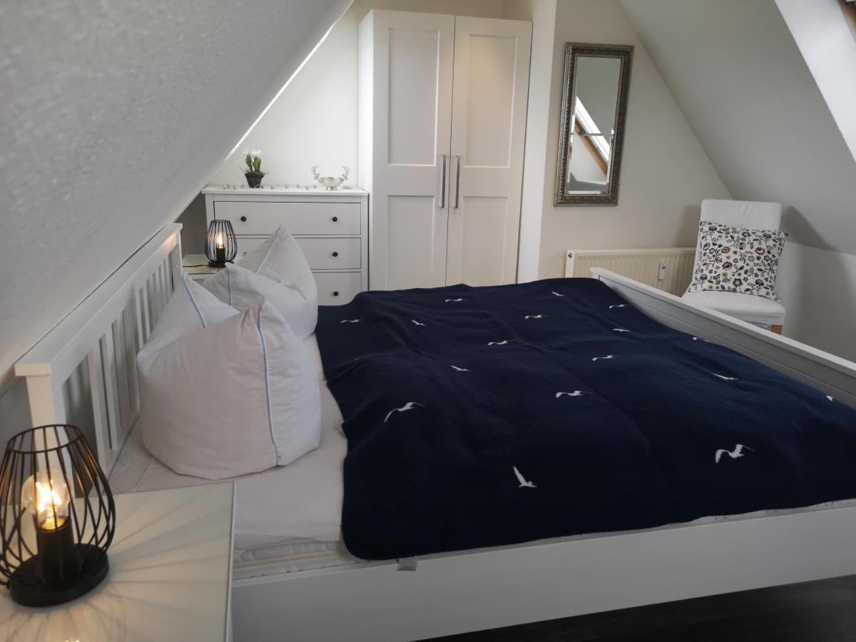 FeWo Namenlos gemuetliche FeWo fuer 3 Personen mit Balkon