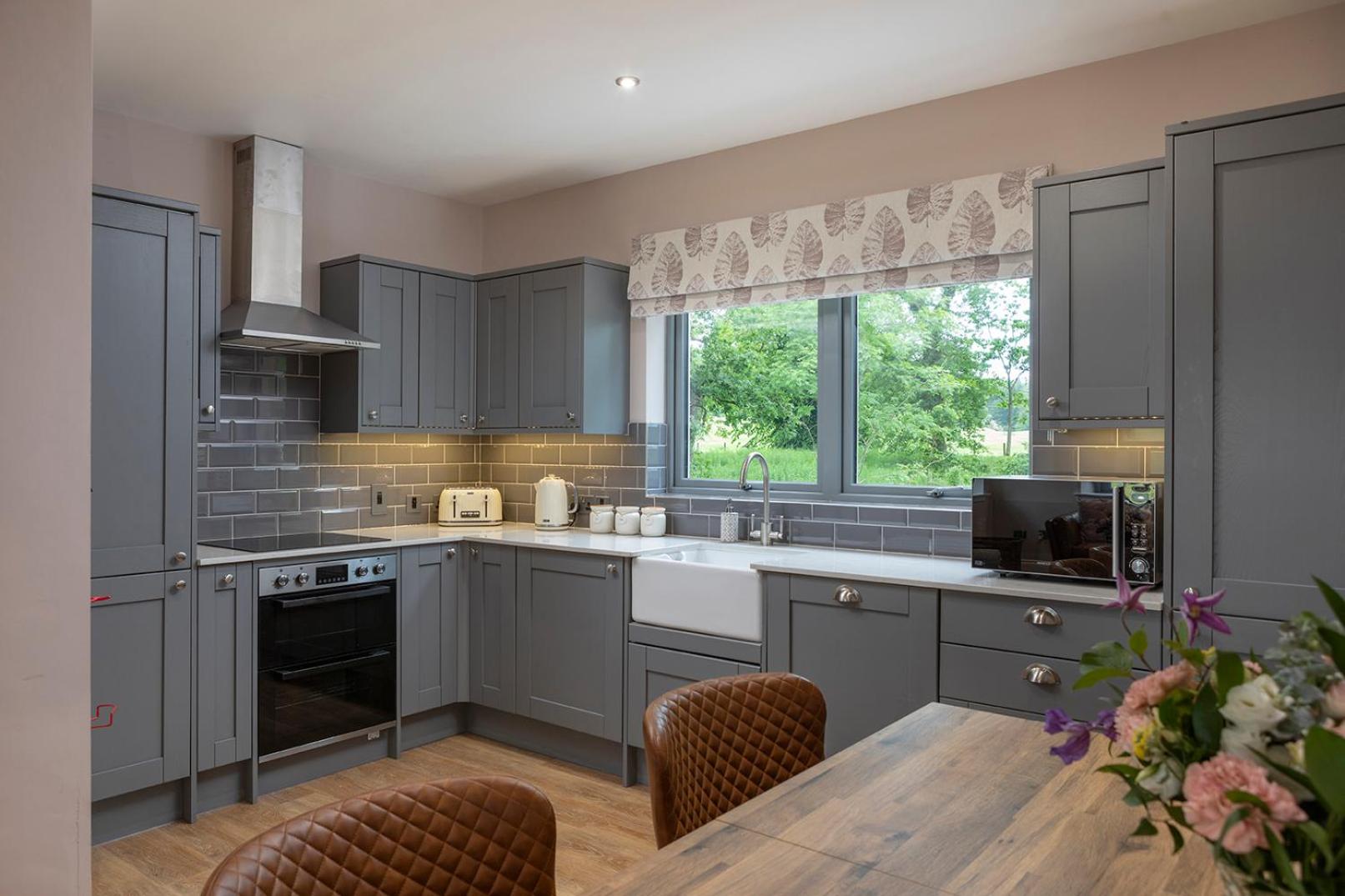 Slatehouse Cottage, Drumlanrig view 4