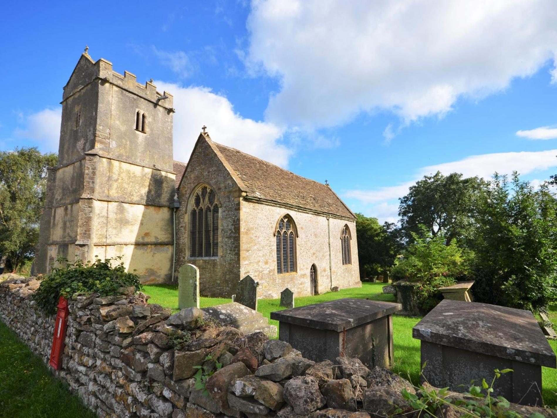 1 Bed in Wotton -under- Edge oc-earba view 2