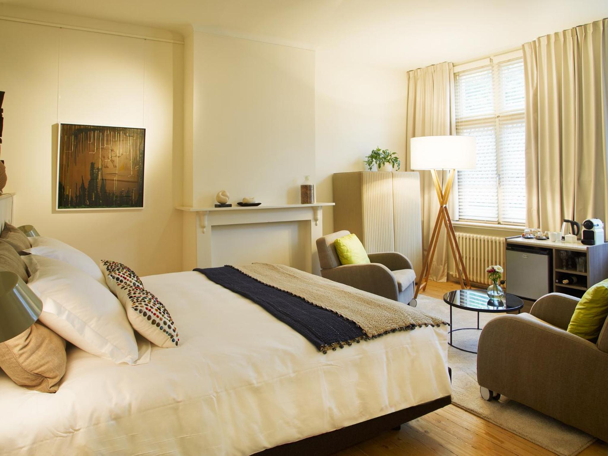 B&B Alphabet - Luxury Guesthouse and Art Gallery