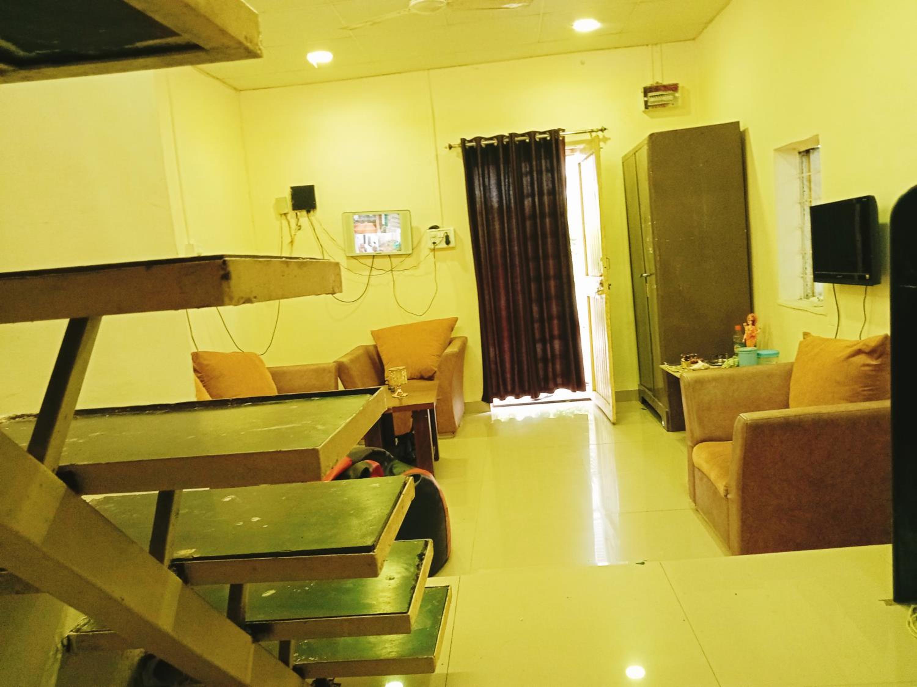 Duplex Jhopdi in Pune view 4