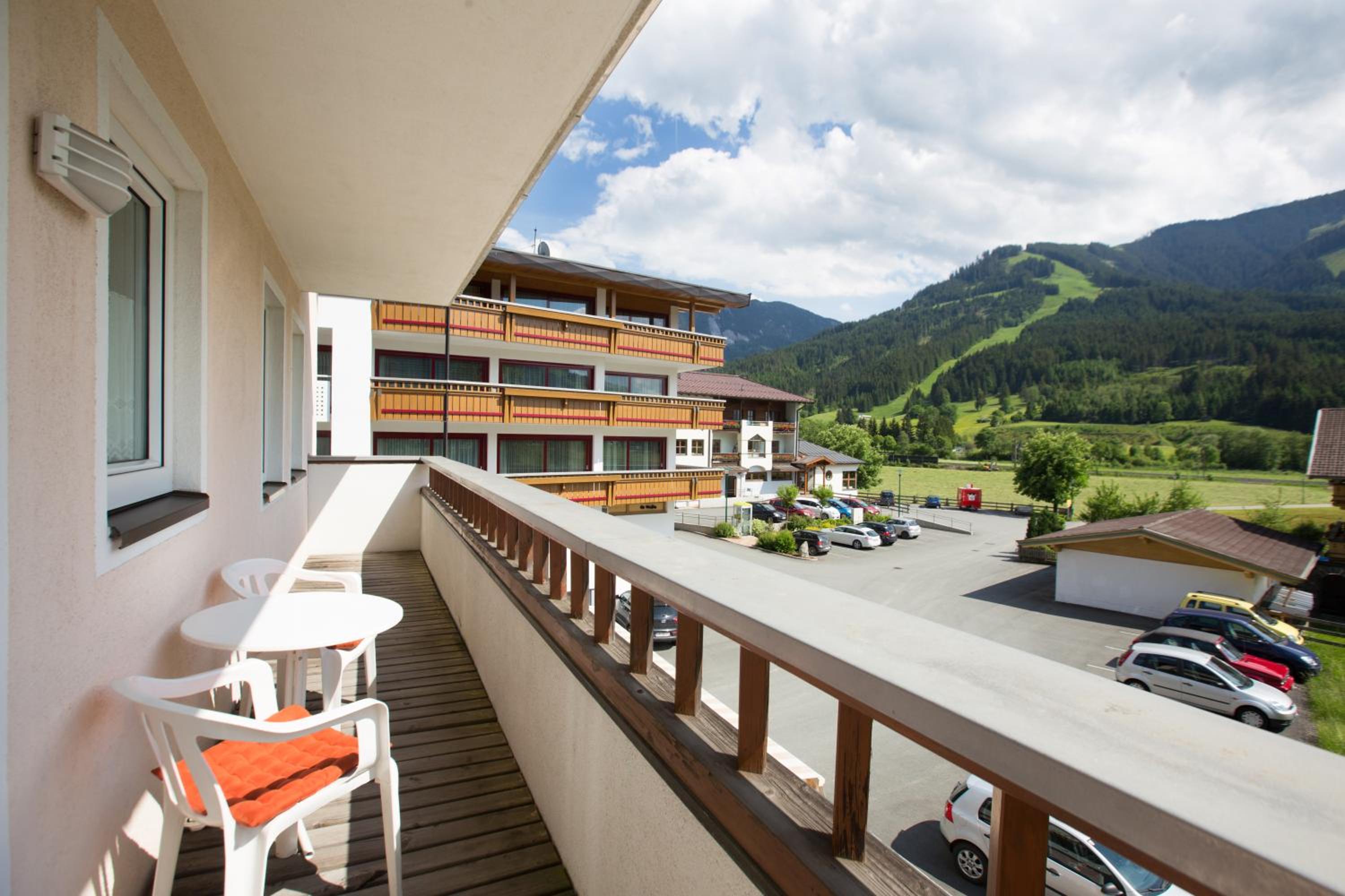 Apartmenthaus Brixen & Haus Central
