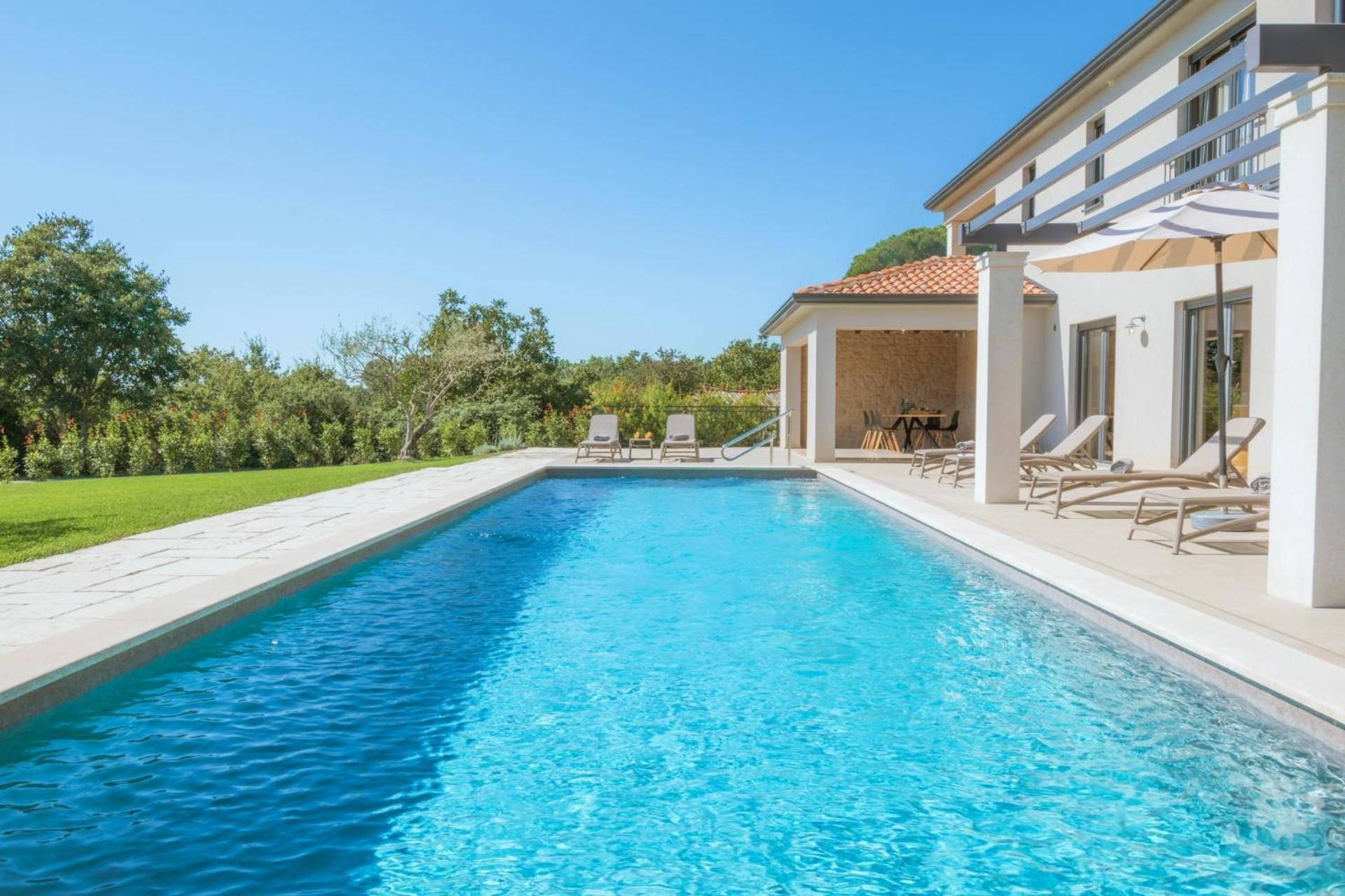 Villa Frida in Vizinada, Poreč by Istrabook view 3