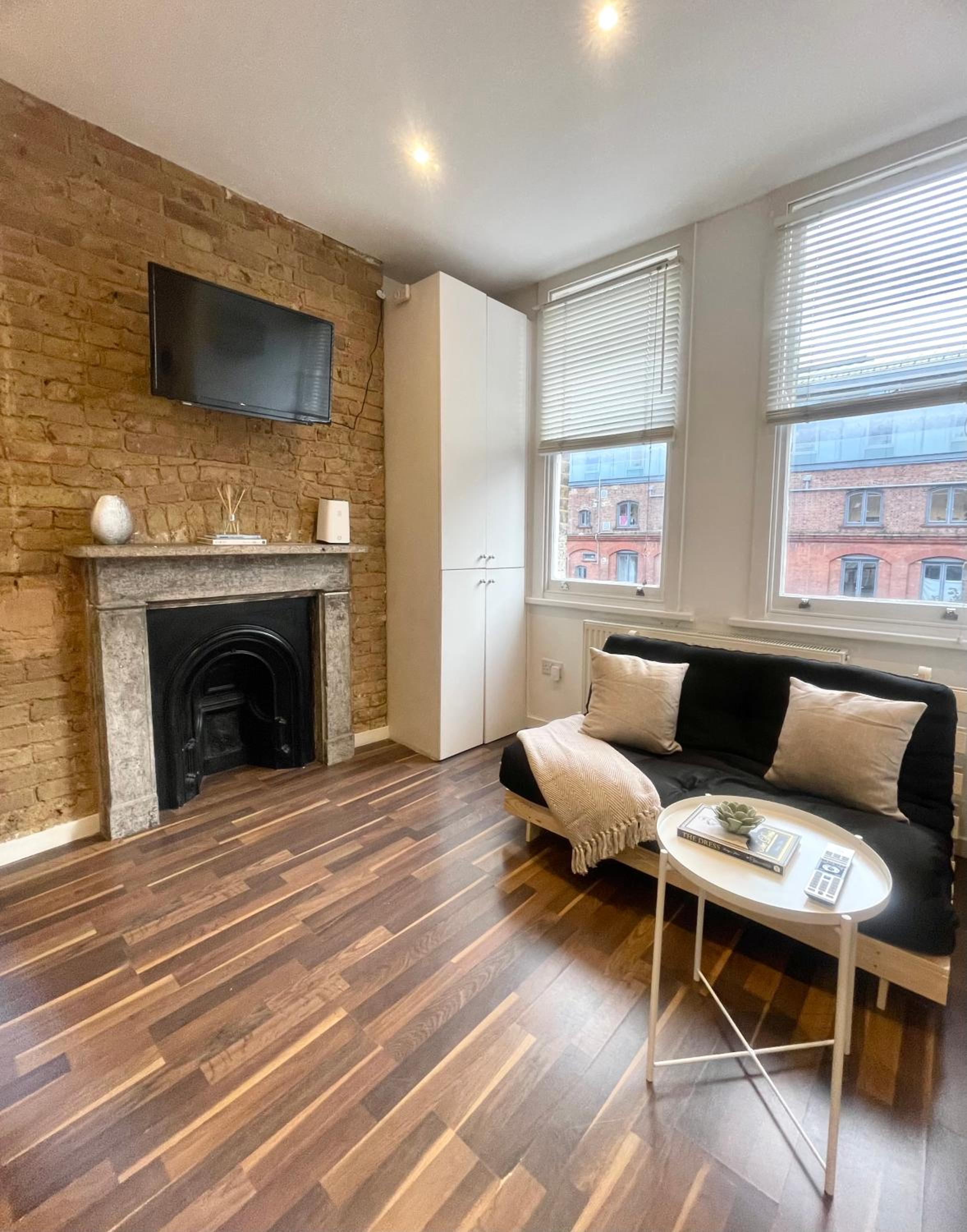 A lovely one double bedroom view 2