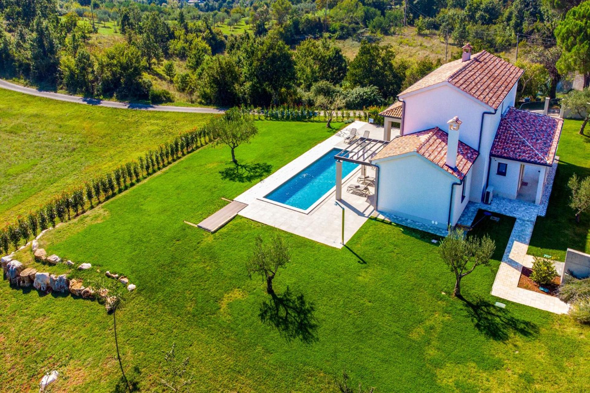 Villa Frida in Vizinada, Poreč by Istrabook view 4