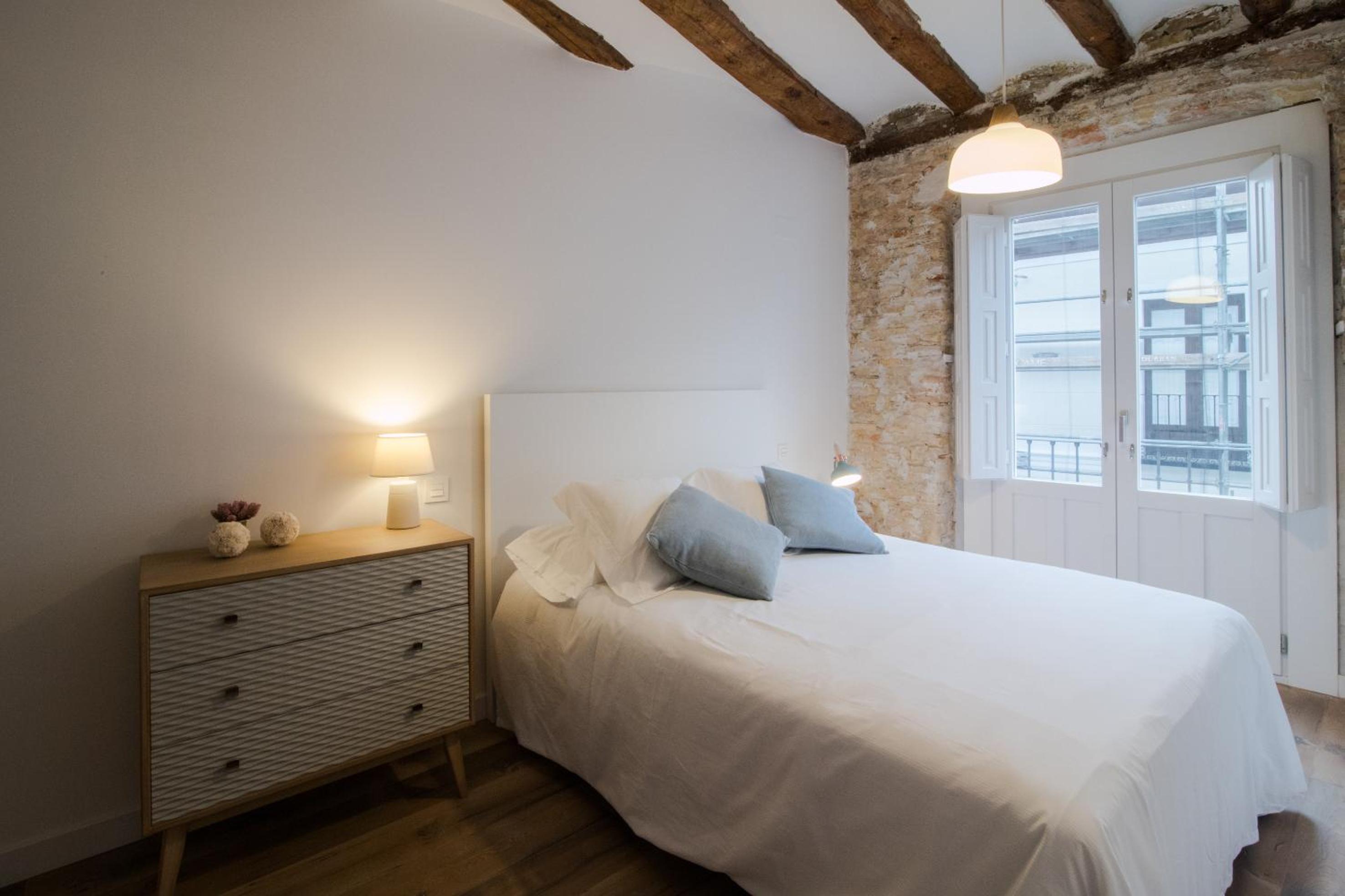 Apartamentos Almada - Image 4