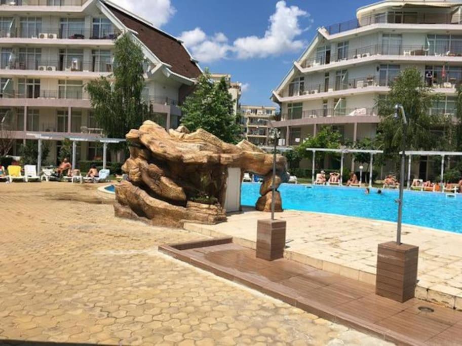 Two-bed flat in Sunny Beach with pool view