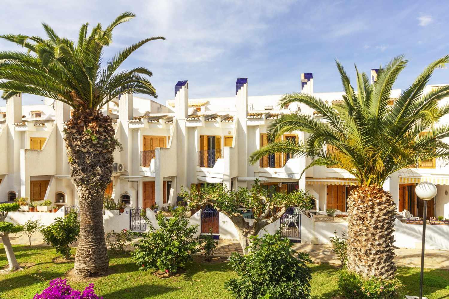 Bungalow Pink Cabo Roig