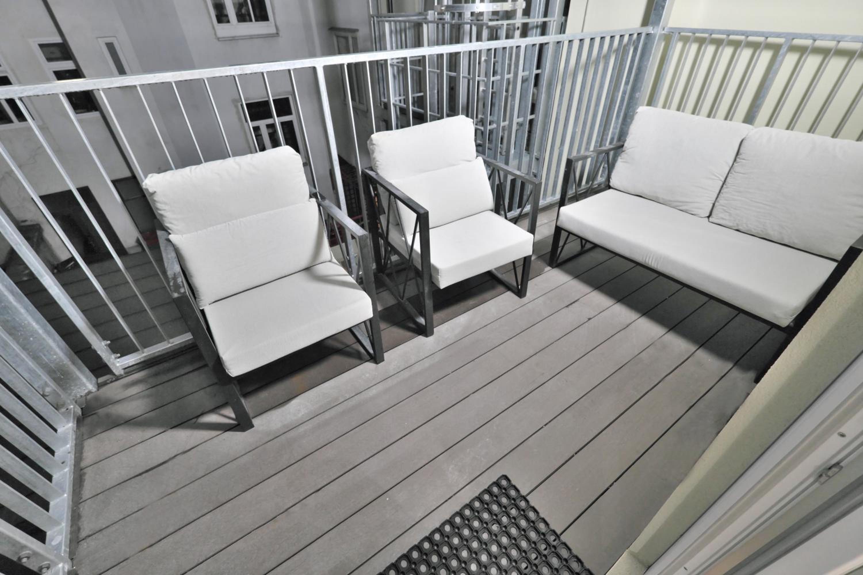 Apartment 8