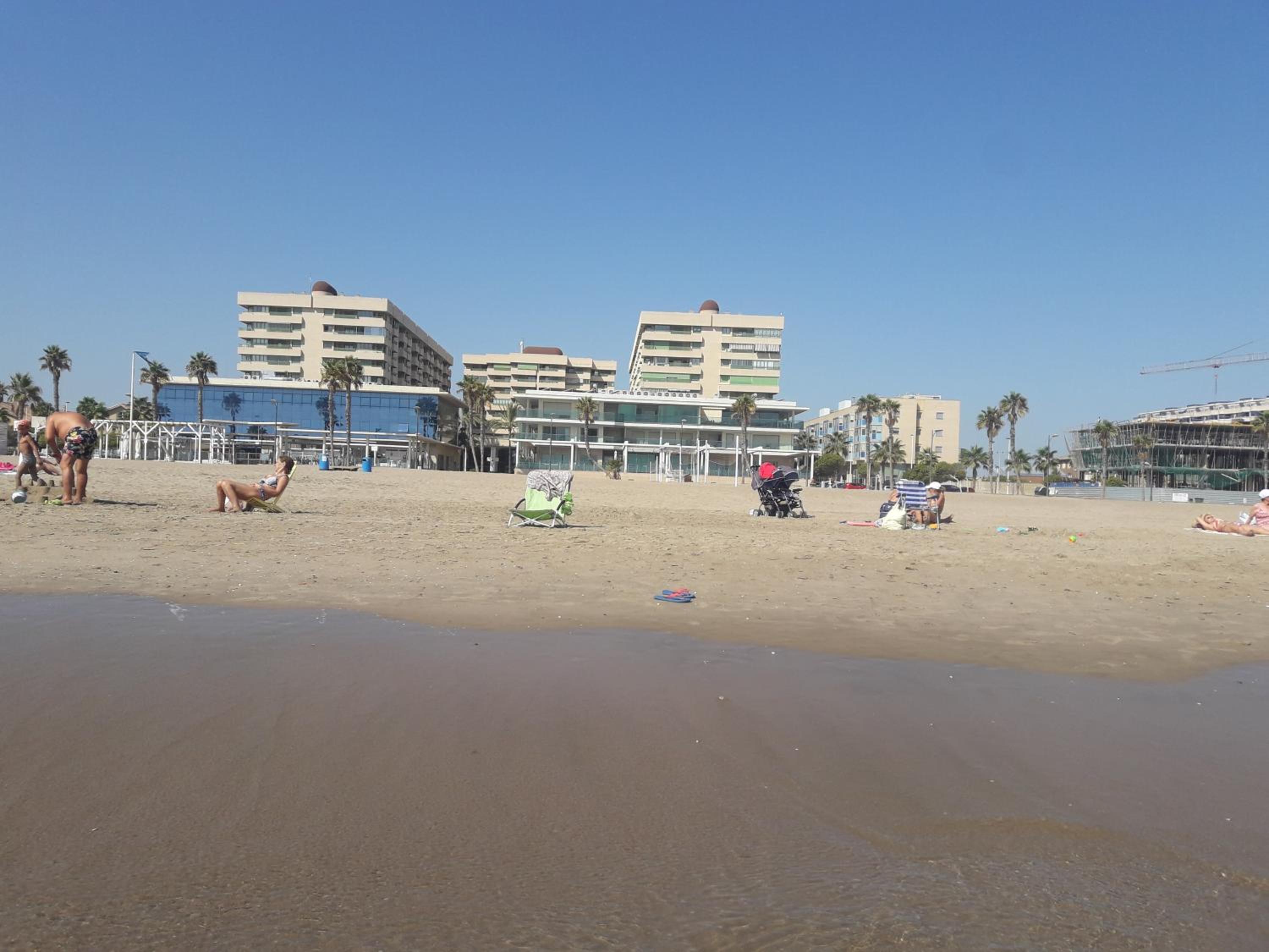 Apartamento dos habitaciones primera línea de playa