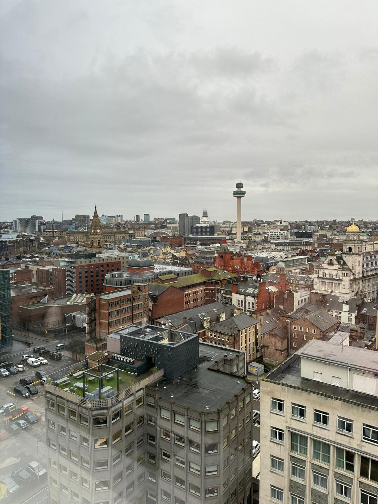 Stunning City View Apartment by Central Stay view 3