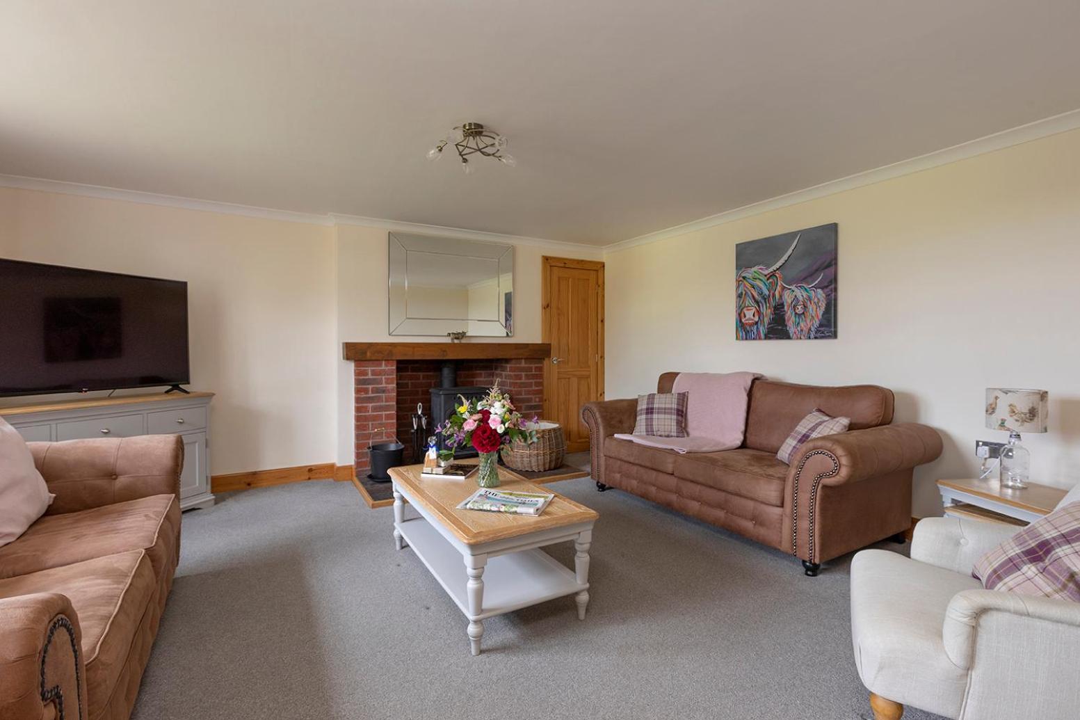 Drumlanrig Mains Cottage view 4