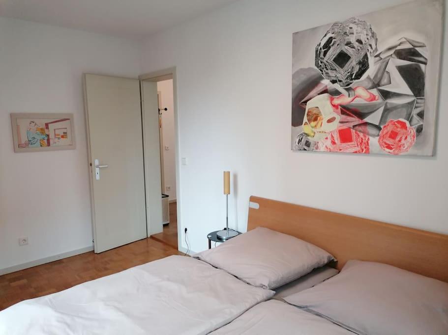 exklusive Wohnung in Architekten Villa, nähe Theater