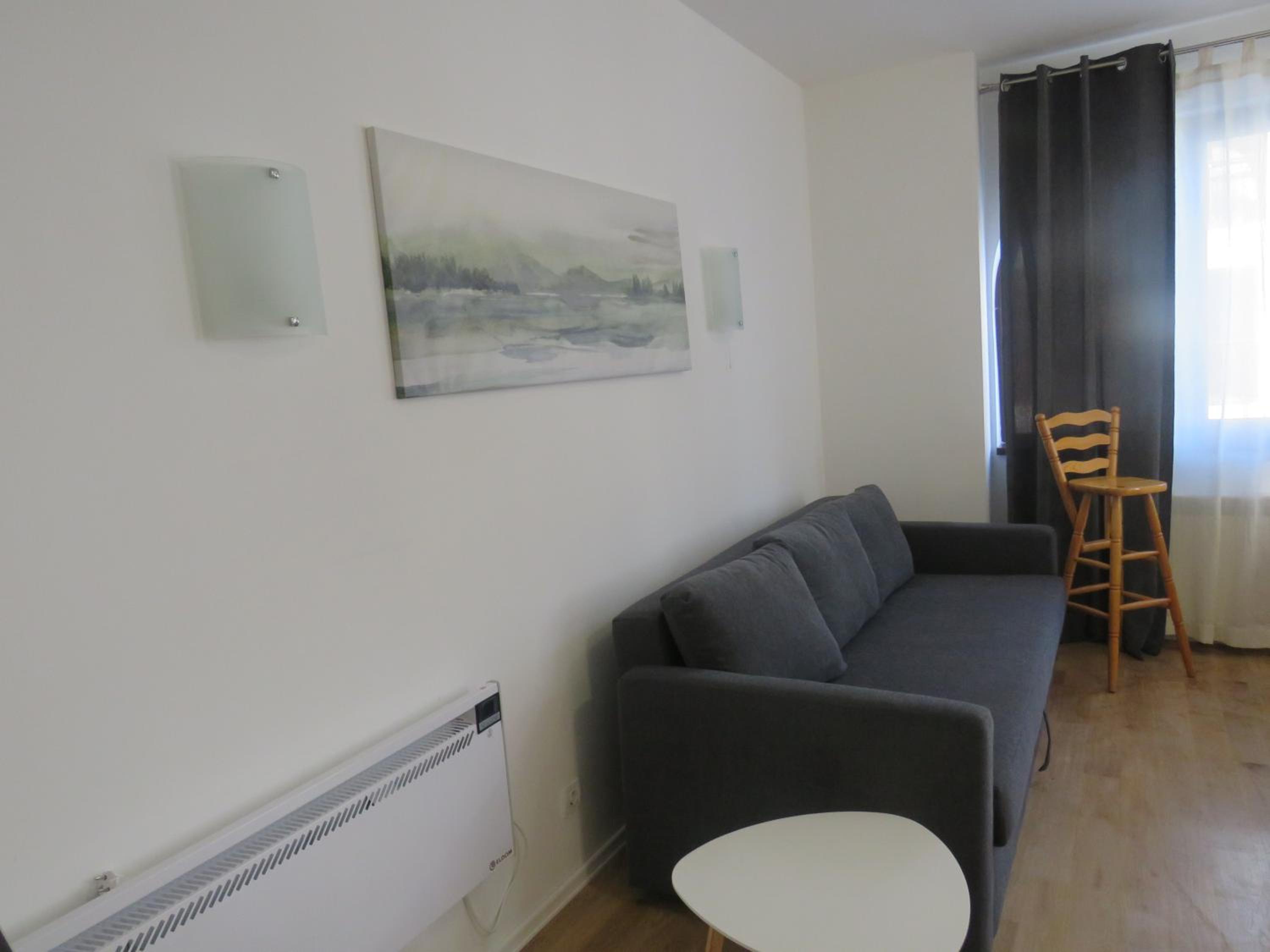 Flora Clover One Bedroom Apartment nr. 18