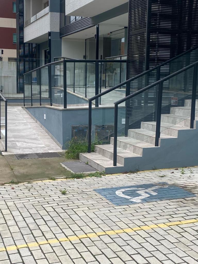 Apto Solar das Calêndulas - Temporada confortável em Floripa