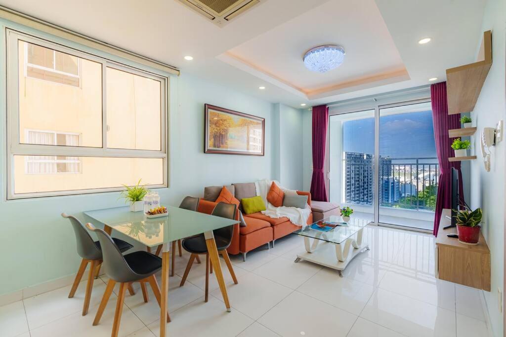 The Botanica - Apartment near Airport - Luxury