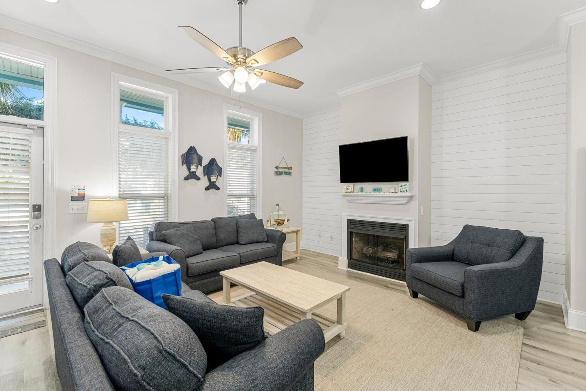 Spectacular Gulf Views w/ PRIVATE POOL! Remarkable 3BR 35BA Bedding for 12! view 3