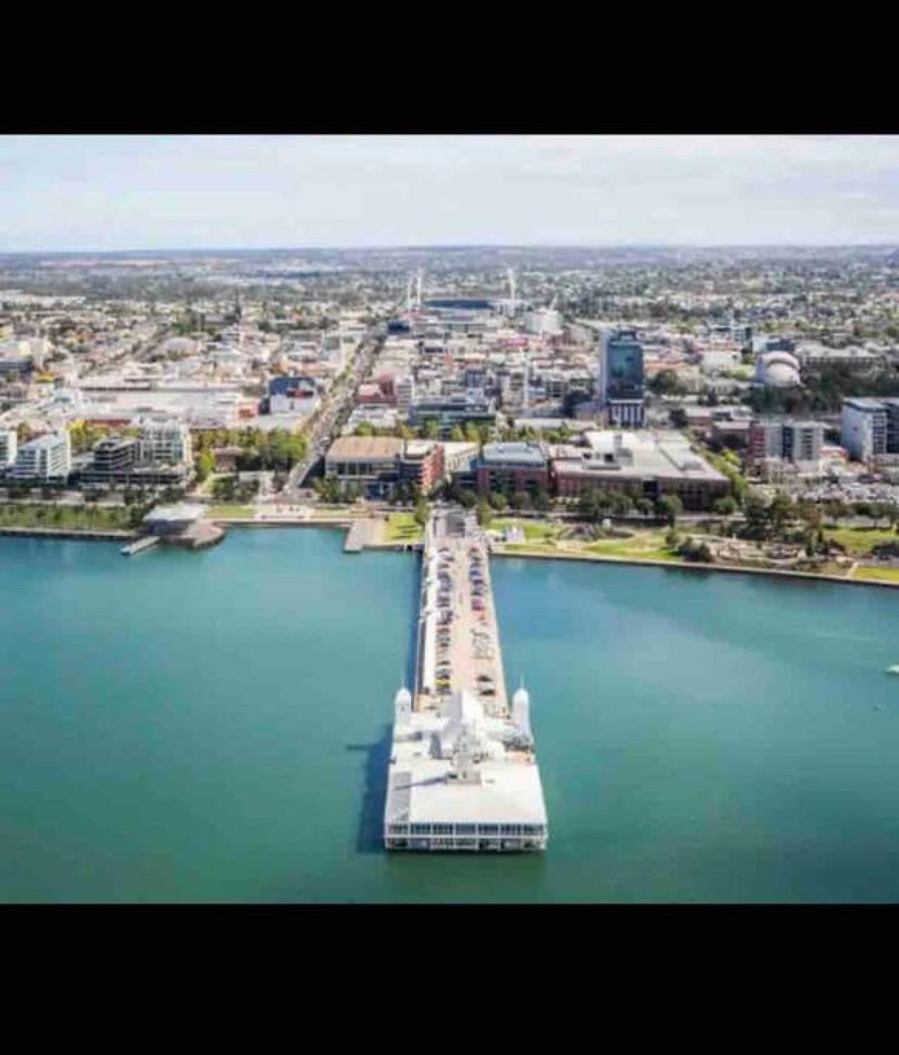 Manhattan on Moorabool - Heritage Listed Geelong CBD