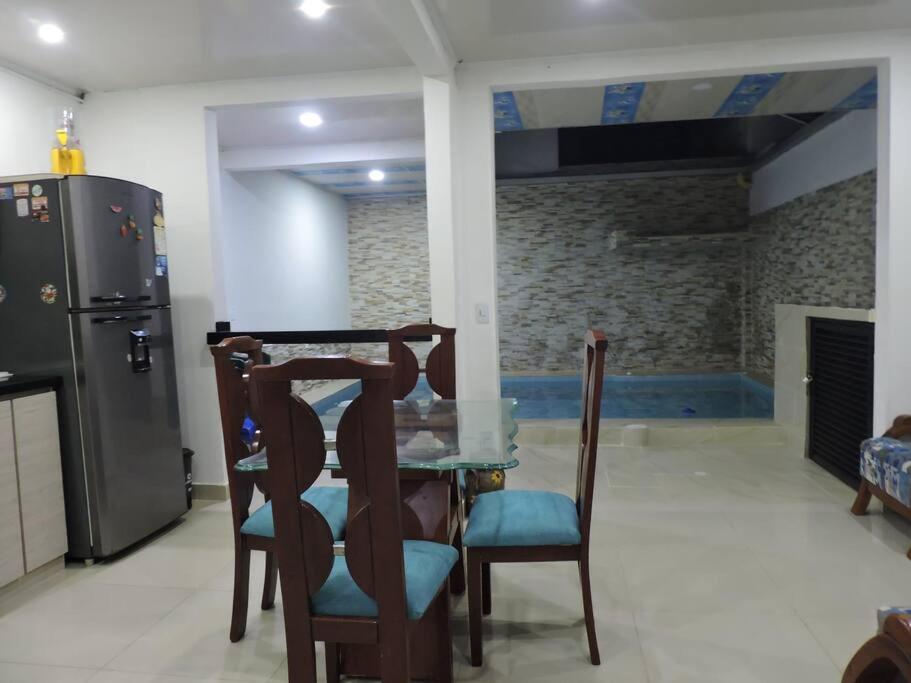 Casa con piscina interna para tus vacaciones