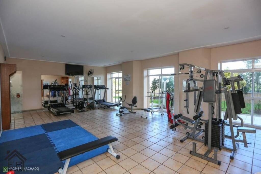 Dunas Flat 405 com vista mar, limpeza diária e roupas de cama e banho