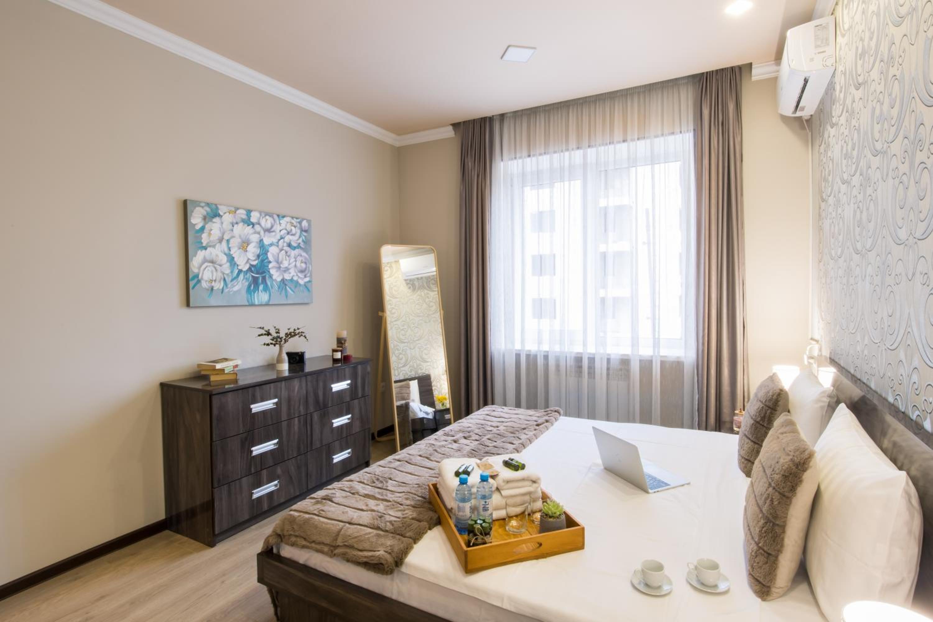 hotelise l Verde Apartment