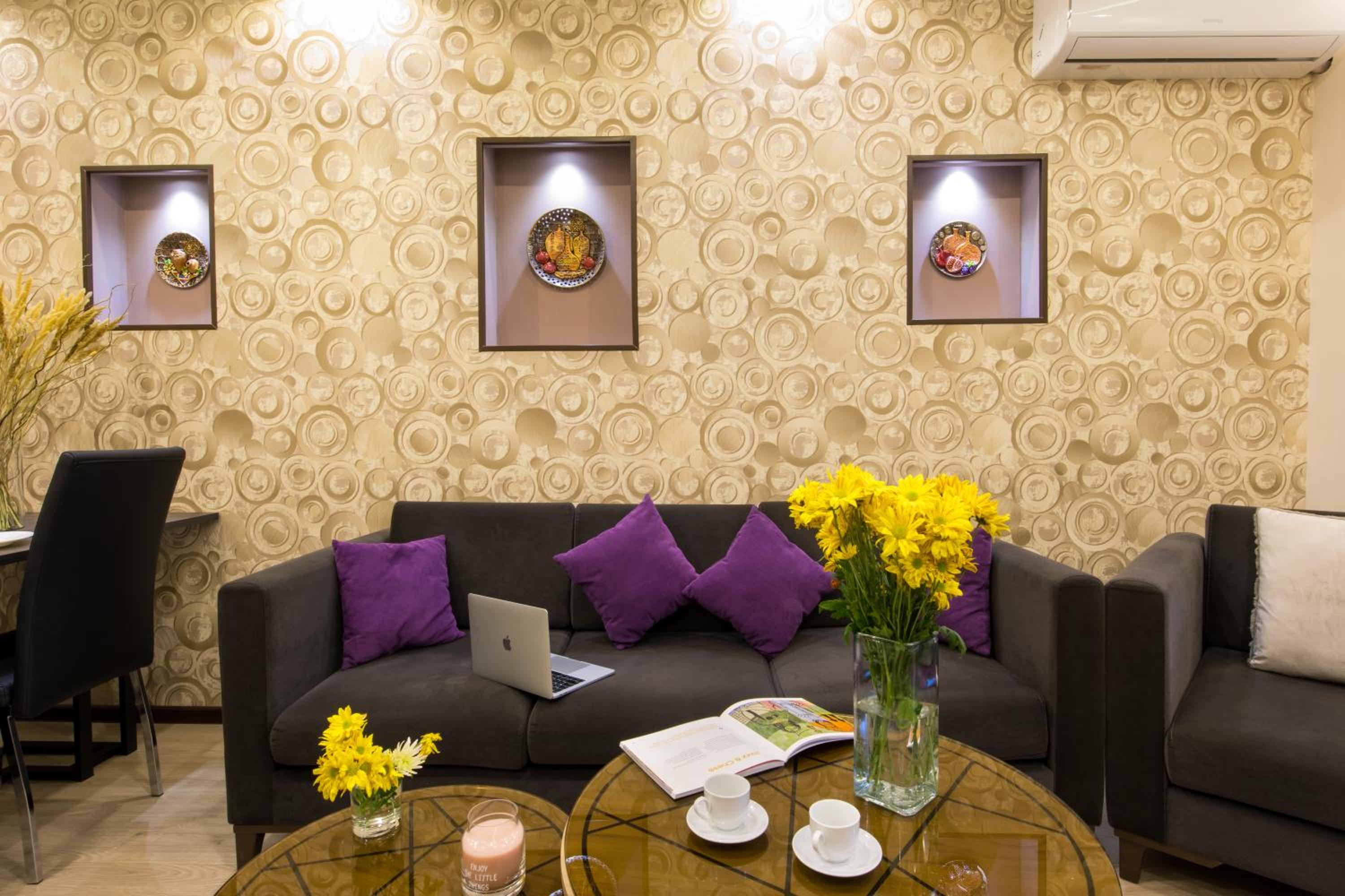 hotelise l Verde Apartment