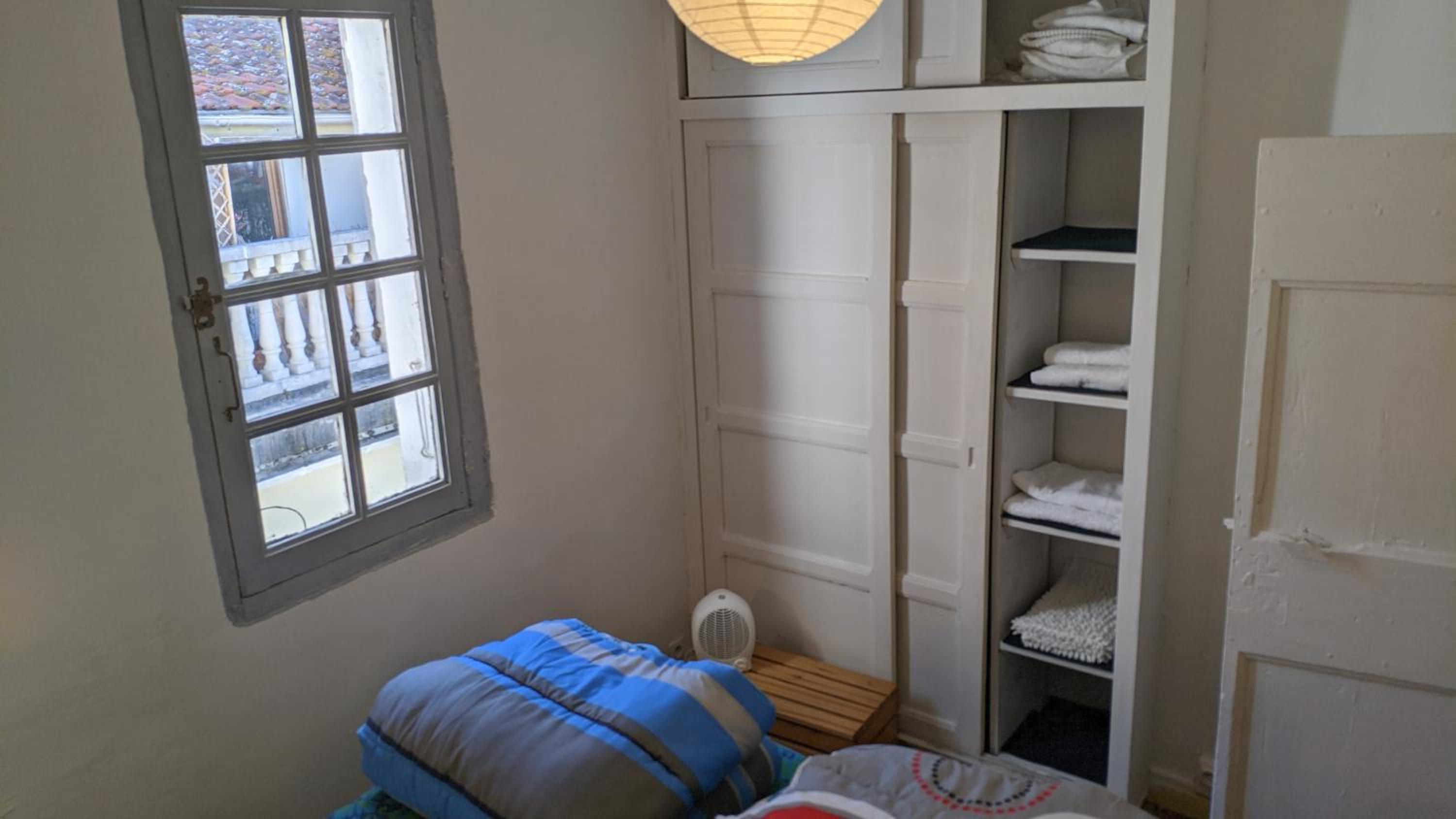 Tiny House 1, 2 ou 3 personnes SoeursGrises Béziers Centre Historique coeur de l'Hérault Occitanie, plus vieille ville de France, chemin de Compostelle