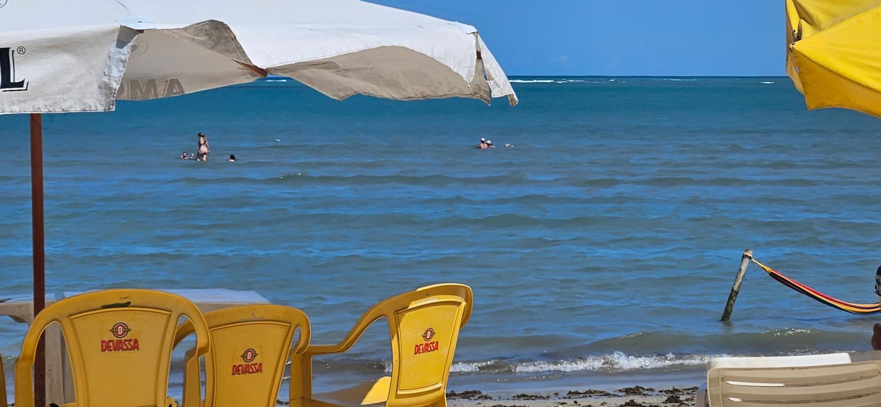 Apto delux 150m praia