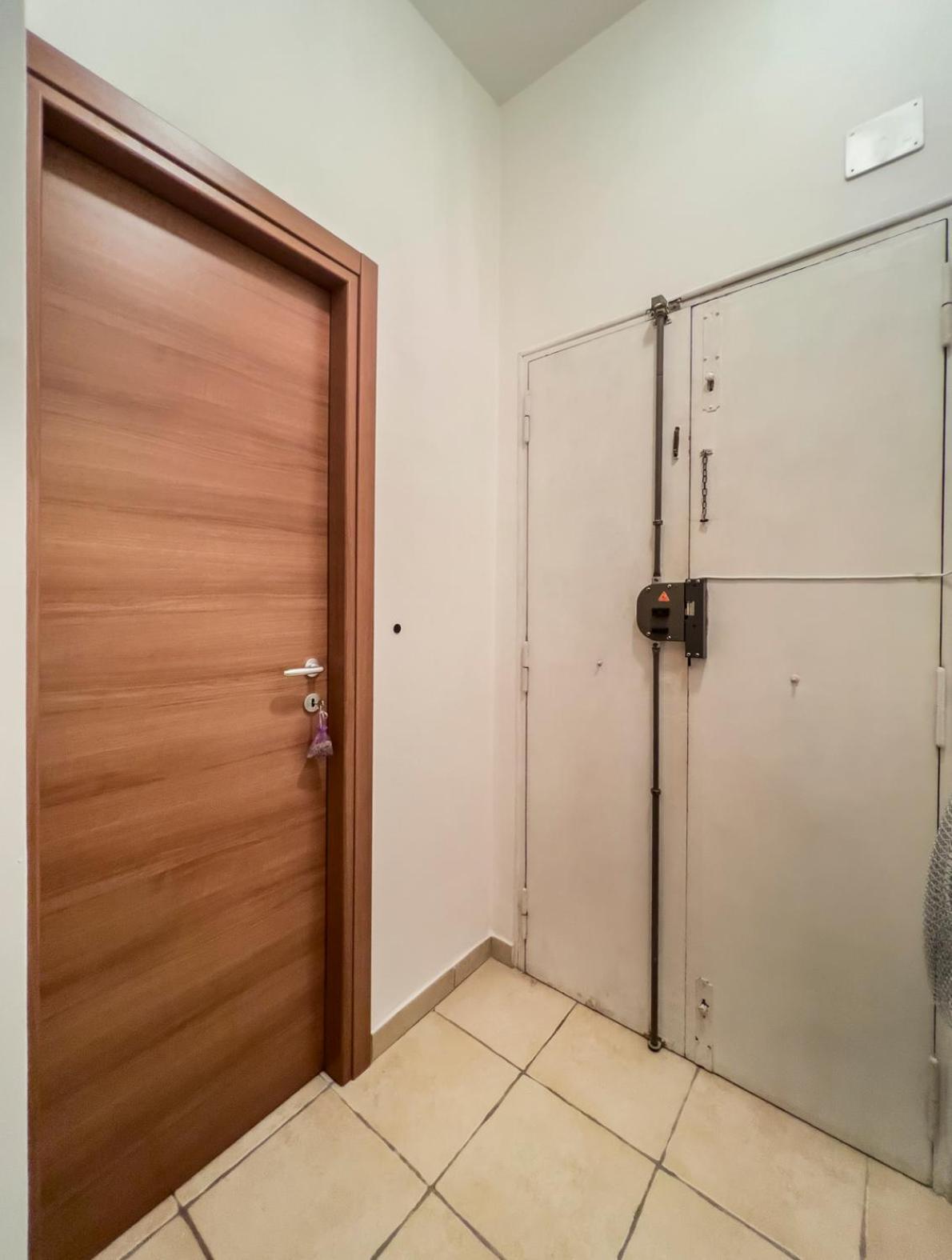 Spacious Apartment near St Peter's Church