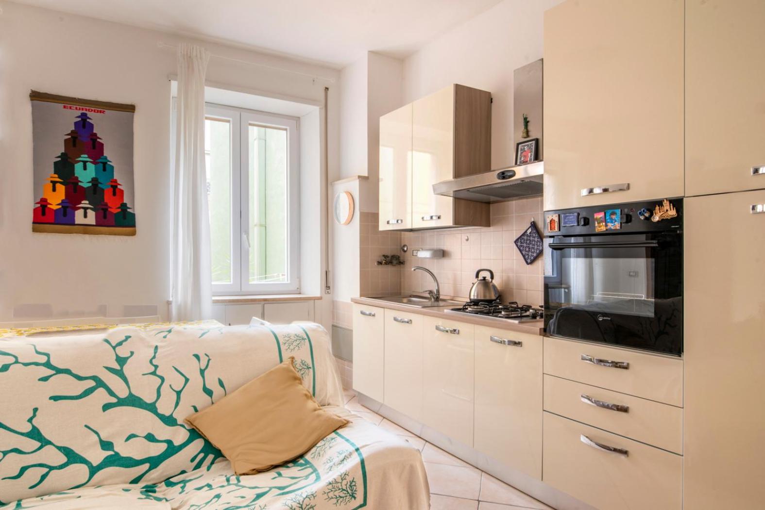 Spacious Apartment near St Peter's Church