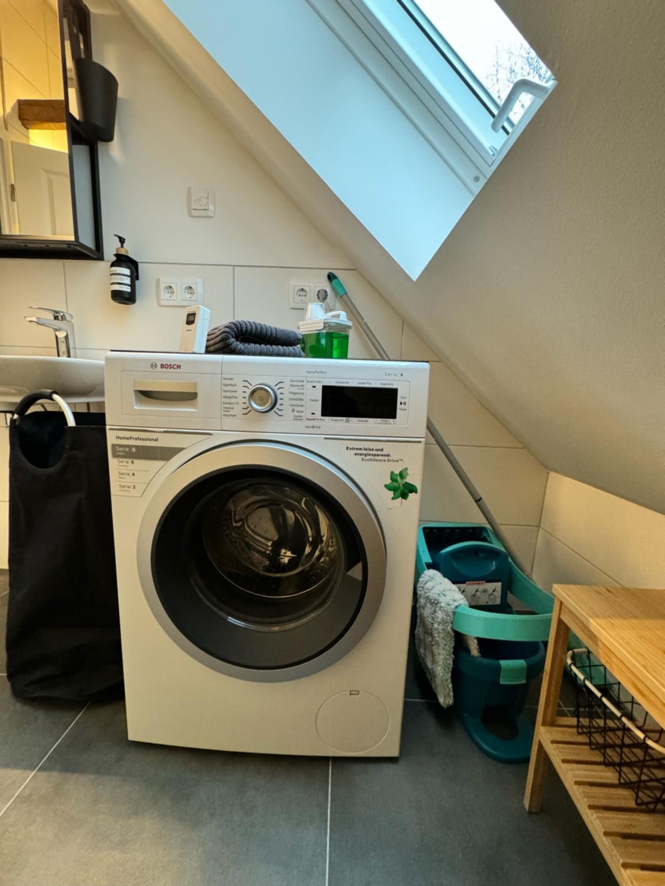 Modernes Apartment, voll eingerichtet inkl Parkplatz WLAN